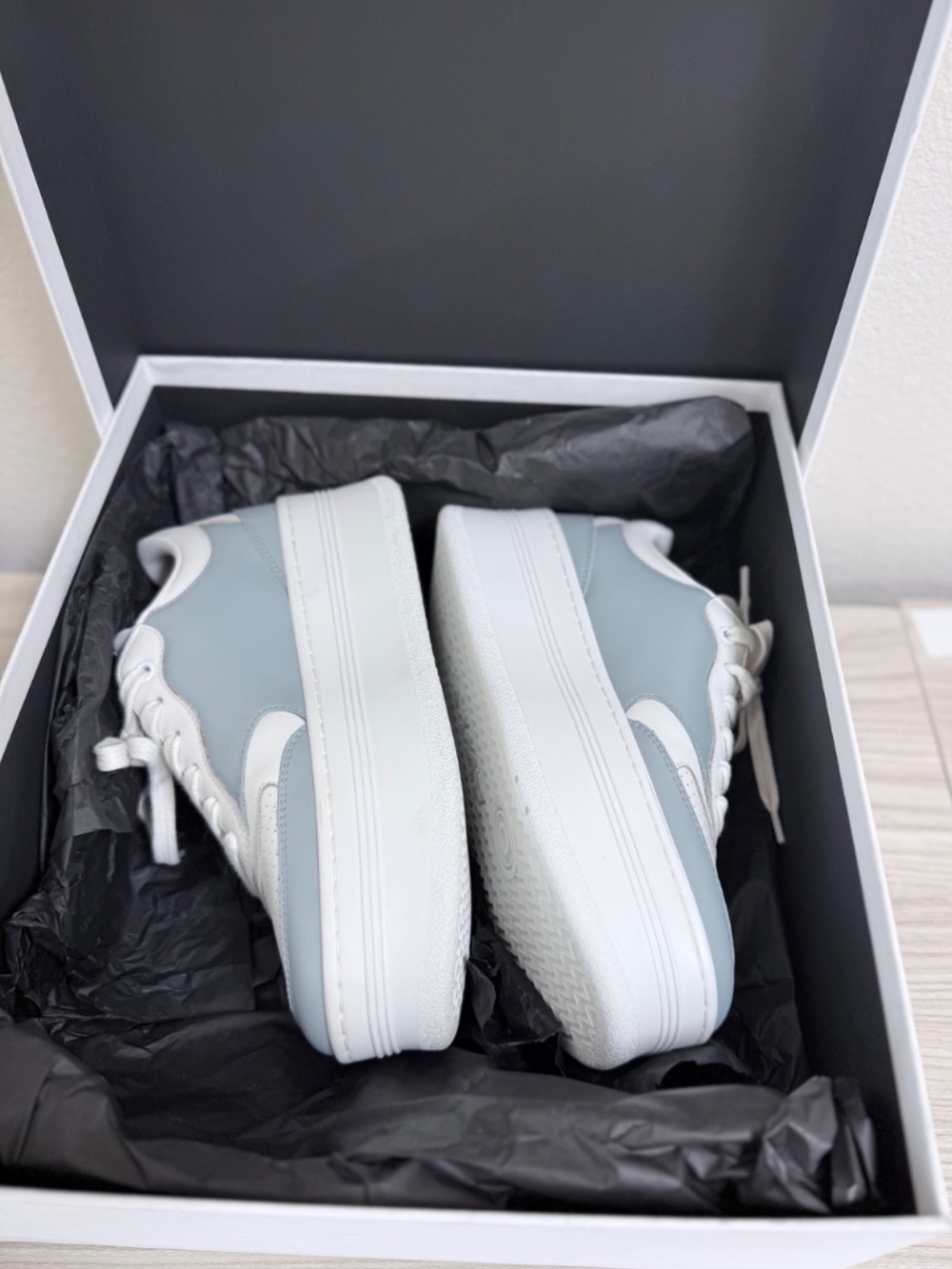 Shoes - Picture 3 of 3